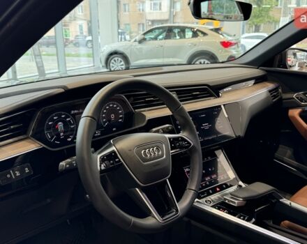 купить новое авто Ауди Q8 e-tron 2024 года от официального дилера Ауді Центр Одеса Ауди фото