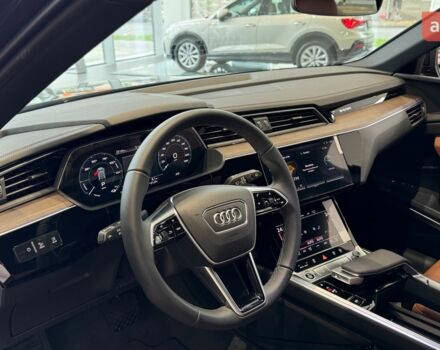 купить новое авто Ауди Q8 e-tron 2024 года от официального дилера Ауді Центр Одеса Ауди фото