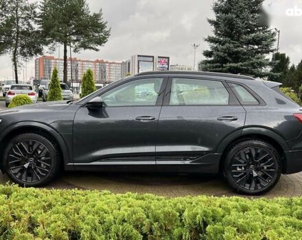 Ауди Q8 e-tron, объемом двигателя 0 л и пробегом 20 тыс. км за 53900 $, фото 3 на Automoto.ua