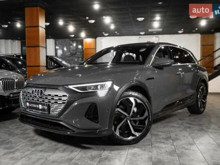 Ауді Q8 e-tron, об'ємом двигуна 0 л та пробігом 17 тис. км за 59999 $, фото 1 на Automoto.ua