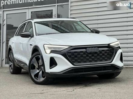 Ауді Q8 e-tron 2023 у Києві на Automoto.ua Ауді Q8 e-tron, об'ємом двигуна 0 л та пробігом 1 тис. км за 60900 $, фото 1 на Automoto.ua