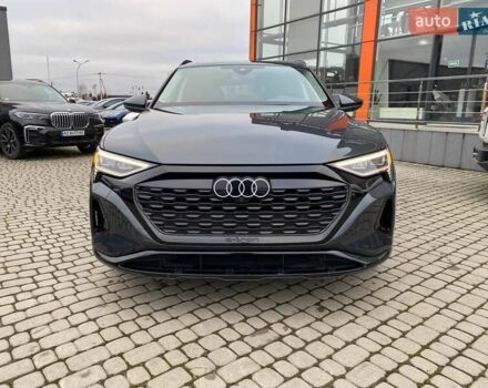 Сірий Ауді Q8 e-tron, об'ємом двигуна 0 л та пробігом 31 тис. км за 42300 $, фото 1 на Automoto.ua