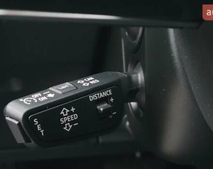 Сірий Ауді Q8 e-tron, об'ємом двигуна 0 л та пробігом 34 тис. км за 65000 $, фото 47 на Automoto.ua