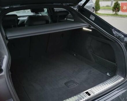 Сірий Ауді Q8 e-tron, об'ємом двигуна 0 л та пробігом 34 тис. км за 65000 $, фото 43 на Automoto.ua