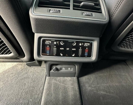 Сірий Ауді Q8 e-tron, об'ємом двигуна 0 л та пробігом 16 тис. км за 47500 $, фото 45 на Automoto.ua