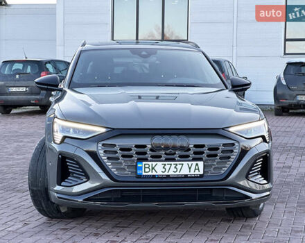 Сірий Ауді Q8 e-tron, об'ємом двигуна 0 л та пробігом 41 тис. км за 64000 $, фото 10 на Automoto.ua