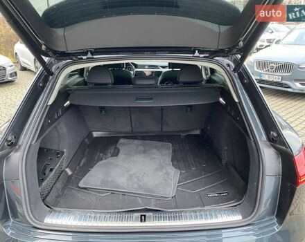Сірий Ауді Q8 e-tron, об'ємом двигуна 0 л та пробігом 31 тис. км за 42300 $, фото 26 на Automoto.ua