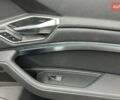 Сірий Ауді Q8 e-tron, об'ємом двигуна 0 л та пробігом 26 тис. км за 69500 $, фото 20 на Automoto.ua