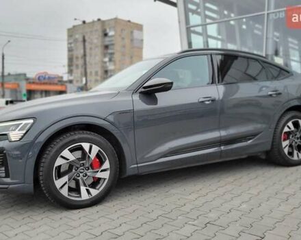 Сірий Ауді Q8 e-tron, об'ємом двигуна 0 л та пробігом 34 тис. км за 65000 $, фото 8 на Automoto.ua