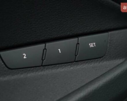 Сірий Ауді Q8 e-tron, об'ємом двигуна 0 л та пробігом 21 тис. км за 48500 $, фото 17 на Automoto.ua