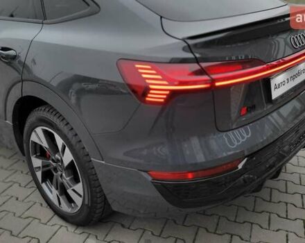 Сірий Ауді Q8 e-tron, об'ємом двигуна 0 л та пробігом 34 тис. км за 65000 $, фото 12 на Automoto.ua