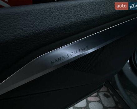 Сірий Ауді Q8 e-tron, об'ємом двигуна 0 л та пробігом 41 тис. км за 64000 $, фото 33 на Automoto.ua