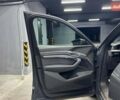 Сірий Ауді Q8 e-tron, об'ємом двигуна 0 л та пробігом 26 тис. км за 69500 $, фото 7 на Automoto.ua