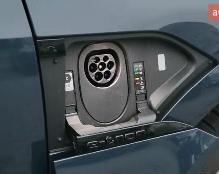 Сірий Ауді Q8 e-tron, об'ємом двигуна 0 л та пробігом 21 тис. км за 48500 $, фото 11 на Automoto.ua