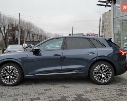 Сірий Ауді Q8 e-tron, об'ємом двигуна 0 л та пробігом 21 тис. км за 48500 $, фото 6 на Automoto.ua