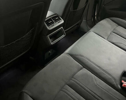 Серый Ауди Q8 e-tron, объемом двигателя 0 л и пробегом 25 тыс. км за 38200 $, фото 24 на Automoto.ua