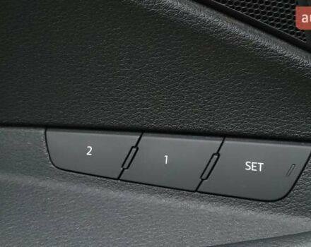 Сірий Ауді Q8 e-tron, об'ємом двигуна 0 л та пробігом 34 тис. км за 65000 $, фото 49 на Automoto.ua