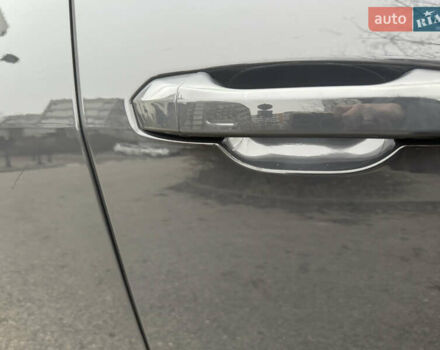 Серый Ауди Q8 e-tron, объемом двигателя 0 л и пробегом 21 тыс. км за 56500 $, фото 24 на Automoto.ua