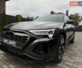 Ауди Q8 e-tron 2024 в Киеве на Automoto.ua Серый Ауди Q8 e-tron, объемом двигателя 0 л и пробегом 8 тыс. км за 62800 $, фото 4 на Automoto.ua
