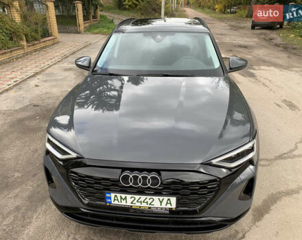 Сірий Ауді Q8 e-tron, об'ємом двигуна 0 л та пробігом 1 тис. км за 65500 $, фото 8 на Automoto.ua