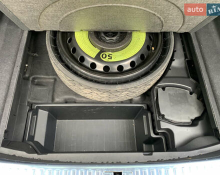 Сірий Ауді Q8 e-tron, об'ємом двигуна 0 л та пробігом 1 тис. км за 65500 $, фото 28 на Automoto.ua