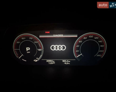 Серый Ауди Q8 e-tron, объемом двигателя 0 л и пробегом 21 тыс. км за 56500 $, фото 44 на Automoto.ua