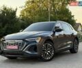 Серый Ауди Q8 e-tron, объемом двигателя 0 л и пробегом 15 тыс. км за 56500 $, фото 73 на Automoto.ua