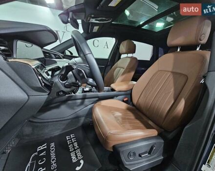 Синий Ауди Q8 e-tron, объемом двигателя 0 л и пробегом 5 тыс. км за 48500 $, фото 23 на Automoto.ua