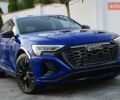 Синий Ауди Q8 e-tron, объемом двигателя 0 л и пробегом 39 тыс. км за 69999 $, фото 2 на Automoto.ua