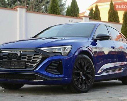 Синий Ауди Q8 e-tron, объемом двигателя 0 л и пробегом 39 тыс. км за 69999 $, фото 27 на Automoto.ua