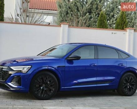 Синий Ауди Q8 e-tron, объемом двигателя 0 л и пробегом 39 тыс. км за 69999 $, фото 30 на Automoto.ua