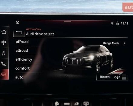 Синий Ауди Q8 e-tron, объемом двигателя 0 л и пробегом 39 тыс. км за 69999 $, фото 54 на Automoto.ua