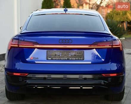 Синий Ауди Q8 e-tron, объемом двигателя 0 л и пробегом 39 тыс. км за 69999 $, фото 32 на Automoto.ua