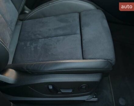 Синий Ауди Q8 e-tron, объемом двигателя 0 л и пробегом 39 тыс. км за 69999 $, фото 63 на Automoto.ua