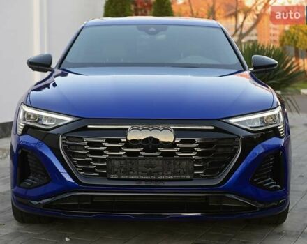 Синий Ауди Q8 e-tron, объемом двигателя 0 л и пробегом 39 тыс. км за 69999 $, фото 21 на Automoto.ua