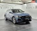 Синий Ауди Q8 e-tron, объемом двигателя 0 л и пробегом 5 тыс. км за 48500 $, фото 1 на Automoto.ua