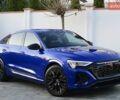 Синий Ауди Q8 e-tron, объемом двигателя 0 л и пробегом 39 тыс. км за 69999 $, фото 3 на Automoto.ua