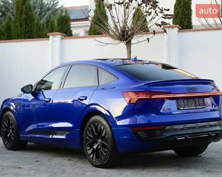 Синий Ауди Q8 e-tron, объемом двигателя 0 л и пробегом 39 тыс. км за 69999 $, фото 9 на Automoto.ua