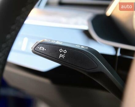 Синий Ауди Q8 e-tron, объемом двигателя 0 л и пробегом 39 тыс. км за 69999 $, фото 45 на Automoto.ua