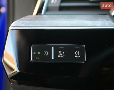 Синий Ауди Q8 e-tron, объемом двигателя 0 л и пробегом 39 тыс. км за 69999 $, фото 40 на Automoto.ua