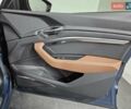Синий Ауди Q8 e-tron, объемом двигателя 0 л и пробегом 5 тыс. км за 48500 $, фото 21 на Automoto.ua