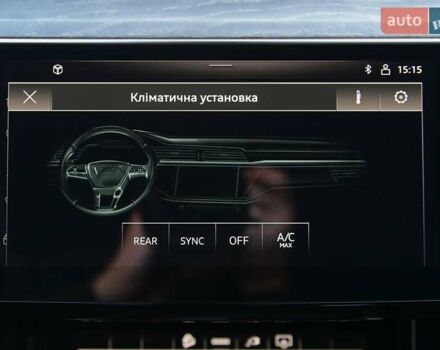 Синий Ауди Q8 e-tron, объемом двигателя 0 л и пробегом 39 тыс. км за 69999 $, фото 52 на Automoto.ua