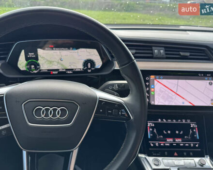 Ауди Q8 e-tron 2023 в Львове на Automoto.ua Синий Ауди Q8 e-tron, объемом двигателя 0 л и пробегом 13 тыс. км за 58000 $, фото 23 на Automoto.ua