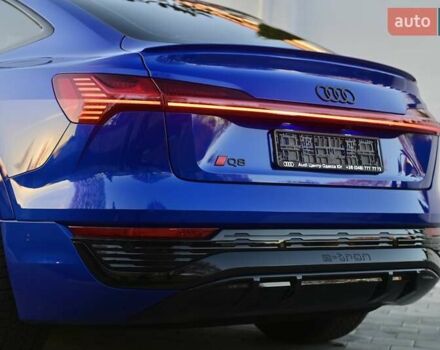 Синий Ауди Q8 e-tron, объемом двигателя 0 л и пробегом 39 тыс. км за 69999 $, фото 13 на Automoto.ua