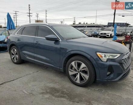 Ауди Q8 e-tron 2024 в Львове на Automoto.ua Синий Ауди Q8 e-tron, объемом двигателя 0 л и пробегом 2 тыс. км за 18000 $, фото 4 на Automoto.ua
