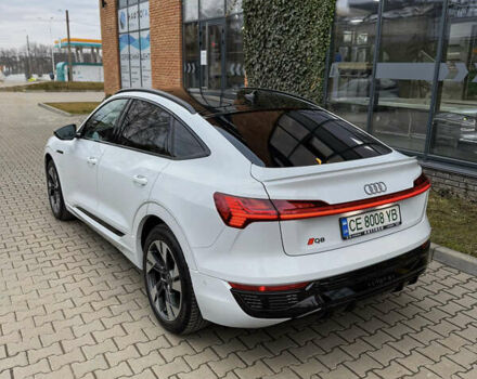 Белый Ауди Q8 Sportback e-tron, объемом двигателя 0 л и пробегом 61 тыс. км за 61000 $, фото 15 на Automoto.ua