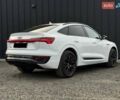 Білий Ауді Q8 Sportback e-tron, об'ємом двигуна 0 л та пробігом 45 тис. км за 57900 $, фото 8 на Automoto.ua