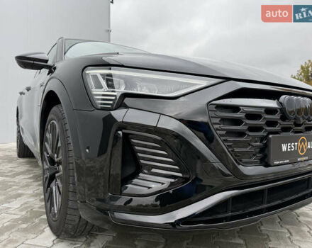 Черный Ауди Q8 Sportback e-tron, объемом двигателя 0 л и пробегом 28 тыс. км за 64999 $, фото 18 на Automoto.ua