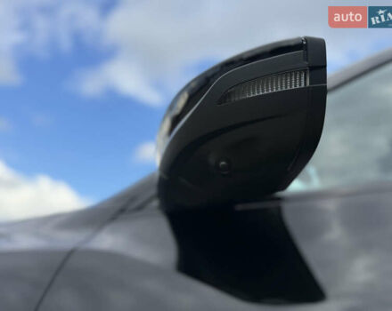 Чорний Ауді Q8 Sportback e-tron, об'ємом двигуна 0 л та пробігом 42 тис. км за 49800 $, фото 9 на Automoto.ua