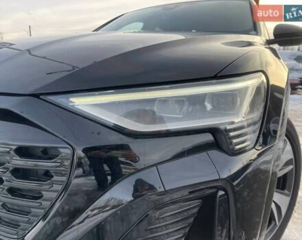 Черный Ауди Q8 Sportback e-tron, объемом двигателя 0 л и пробегом 12 тыс. км за 49100 $, фото 6 на Automoto.ua